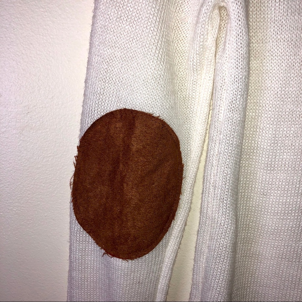 Cream sweater with brown elbow patches - Picture 3 of 4